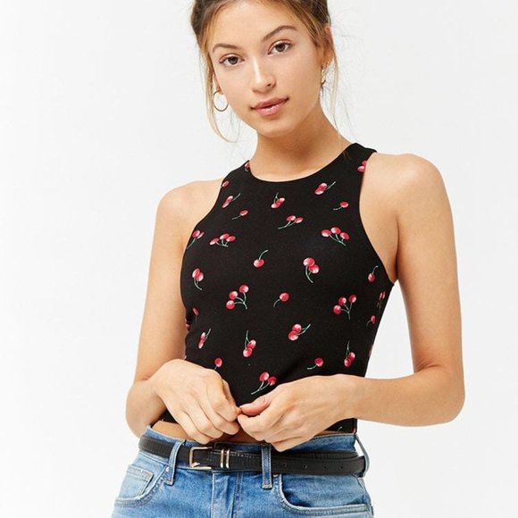 2 for $20 ❤️ Forever 21 Women's Black Cherry Print Crop Top - Picture 1 of 3